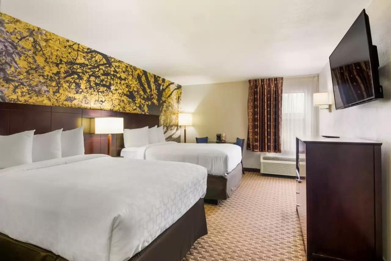 Hotel Clarion Pointe Abingdon Exterior foto