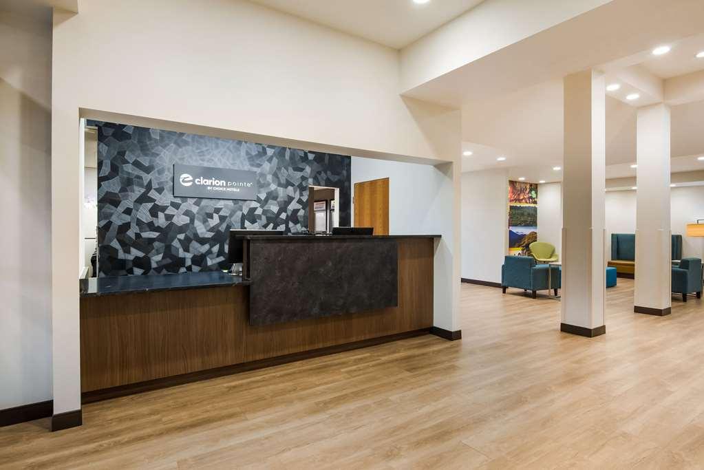 Hotel Clarion Pointe Abingdon Interior foto